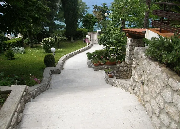 Apartament Marina *